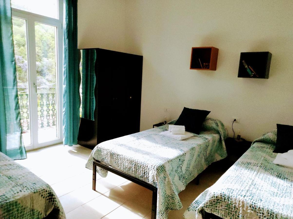 Bed On The Rocks Apartamento Finale Ligure Exterior foto